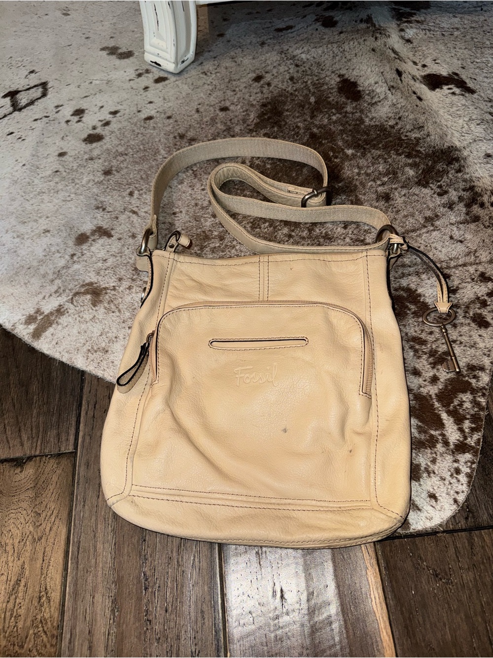 Fossil Cream Leather Crossbody